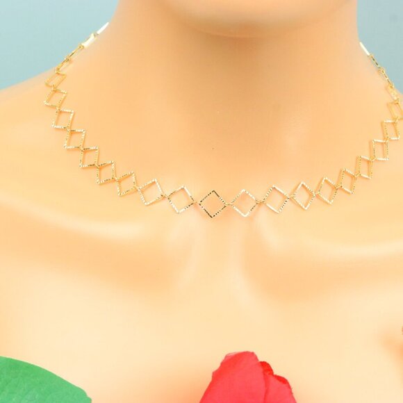 Delicate & Contemporary Necklace Chain, A Lovely Choice for Women, EVCH1705 - Picture 2 of 10